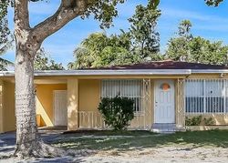 Pre-foreclosure Listing in WASHINGTON ST HOLLYWOOD, FL 33020