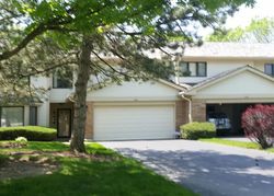 Pre-foreclosure in  PIMLICO PKWY Libertyville, IL 60048