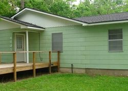 Pre-foreclosure in  WALKER DR Bay City, TX 77414