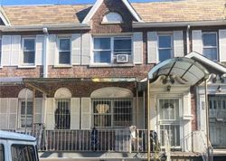 Pre-foreclosure in  WHITE PLAINS RD Bronx, NY 10472