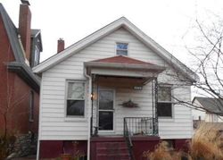 Pre-foreclosure in  BLENDON PL Saint Louis, MO 63143