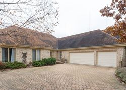 Pre-foreclosure in  FOREST MEWS DR Oak Brook, IL 60523