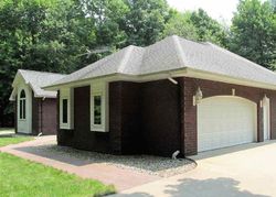 Pre-foreclosure in  LANDSCAPE LN Fremont, WI 54940