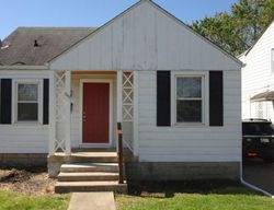 Pre-foreclosure in  E 32ND ST Anderson, IN 46016