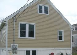 Pre-foreclosure in  N MOBILE AVE Chicago, IL 60630