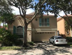 Pre-foreclosure in  VIA VERONA Palm Beach Gardens, FL 33418