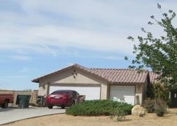 Pre-foreclosure in  LOOKOUT RD Apple Valley, CA 92307