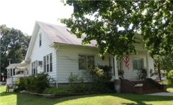 Pre-foreclosure Listing in MAIN ST CENTER VALLEY, PA 18034