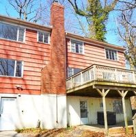 Pre-foreclosure in  HOWARD AVE Staten Island, NY 10301