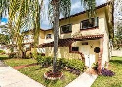  Springtree Lakes Dr, Fort Lauderdale FL