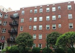 Pre-foreclosure in  LINWOOD AVE F Fort Lee, NJ 07024