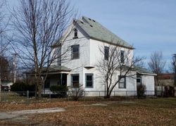 Pre-foreclosure in  N MAIN AVE Springfield, MO 65803