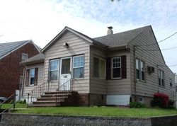 Pre-foreclosure Listing in SUNSET AVE NORTH ARLINGTON, NJ 07031