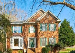 Pre-foreclosure in  DUNHURST DR Pfafftown, NC 27040