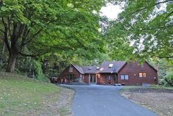 Pre-foreclosure Listing in LAMPBLACK RD GREENFIELD, MA 01301