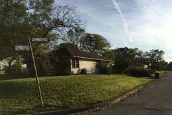 Pre-foreclosure in  MURRAY AVE Columbus, OH 43219