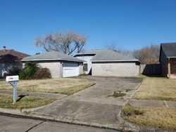 Pre-foreclosure in  RUSTIC ROCK RD La Porte, TX 77571
