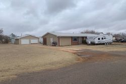 Pre-foreclosure Listing in N WESTERN DILL CITY, OK 73641