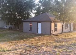 Pre-foreclosure in  SE 6TH ST Ontario, OR 97914