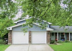  Bedford Dr, Crystal Lake IL