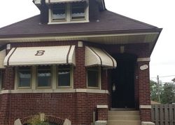 Pre-foreclosure in  W 79TH ST Chicago, IL 60620