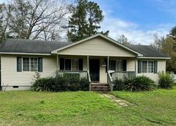 Pre-foreclosure Listing in MONTAGUE ST LAKE CITY, SC 29560