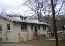 Pre-foreclosure Listing in FAIRFIELD RD WAYNE, NJ 07470