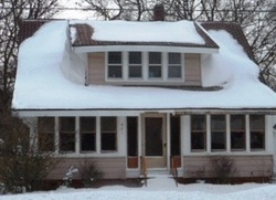 Pre-foreclosure Listing in E APPLE AVE MUSKEGON, MI 49442