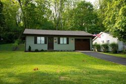 Pre-foreclosure in  VANNEST AVE Middletown, OH 45042