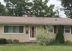 Pre-foreclosure in  QUENTIN DR Youngstown, OH 44511