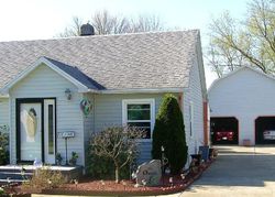 Pre-foreclosure Listing in S COLONIAL PARK DR MARION, IN 46953