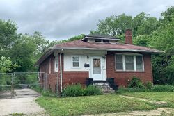 Pre-foreclosure in  N 46TH ST East Saint Louis, IL 62204