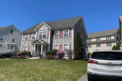 Pre-foreclosure Listing in MAPLE LEAF DR HYDE PARK, MA 02136