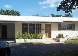 Pre-foreclosure in  NE 28TH AVE Pompano Beach, FL 33062
