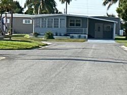 Pre-foreclosure Listing in 48TH AVENUE DR W BRADENTON, FL 34207