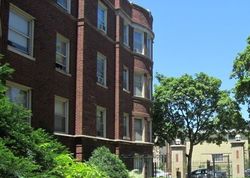 Pre-foreclosure in  W FARGO AVE Chicago, IL 60626