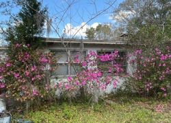 Pre-foreclosure Listing in COURTLAND OAKS ST JACKSONVILLE, FL 32258