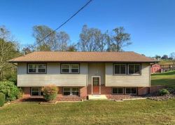 Pre-foreclosure in  BAUCHMAN DR Johnson City, TN 37615