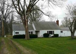 Pre-foreclosure Listing in MAPLES RD FORT WAYNE, IN 46816