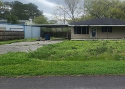 Pre-foreclosure Listing in ROBIN ST BREAUX BRIDGE, LA 70517