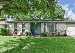 Pre-foreclosure Listing in DAVID GLEN DR FRIENDSWOOD, TX 77546