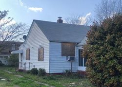 Pre-foreclosure Listing in MARYLAND AVE HAMPTON, VA 23661