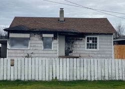 Pre-foreclosure in  CHERRY ST Medford, OR 97501