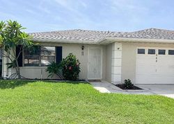 Pre-foreclosure in  LAKE CAROLYN CIR Lakeland, FL 33813