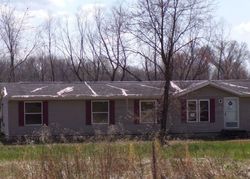 Pre-foreclosure in  MUSTANG RD Marion, IL 62959