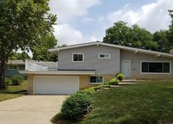 Pre-foreclosure Listing in BROWN CIRCLE DR OSAWATOMIE, KS 66064