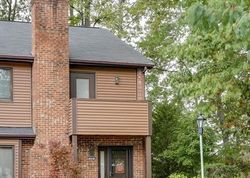 Pre-foreclosure Listing in WINDSOR CASTLE DR APT C NEWPORT NEWS, VA 23608