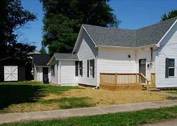 Pre-foreclosure Listing in N 6TH ST MIDDLETOWN, IN 47356