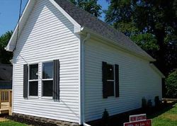Pre-foreclosure Listing in N 6TH ST MIDDLETOWN, IN 47356