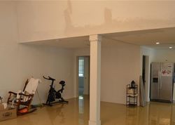 Pre-foreclosure in  HOLLY DR Fort Lauderdale, FL 33319